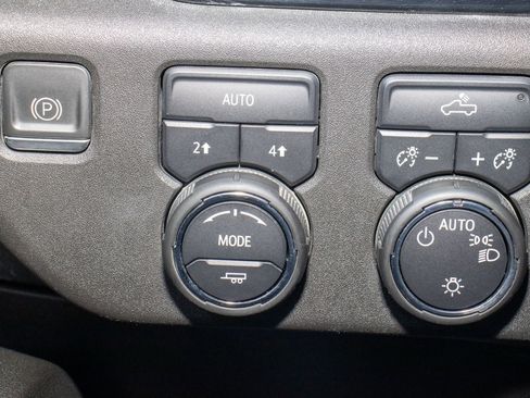 Used 2023 Chevrolet Silverado 1500 LT w/ Protection Package image 27