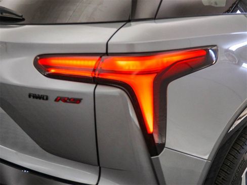 New 2026 Chevrolet Blazer EV RS image 9