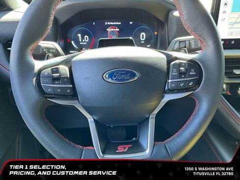 Used 2025 Ford Explorer ST RWD image 33