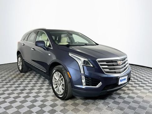 Used 2018 Cadillac XT5 Luxury w/ Driver Awareness Package AWD/4WD image 8