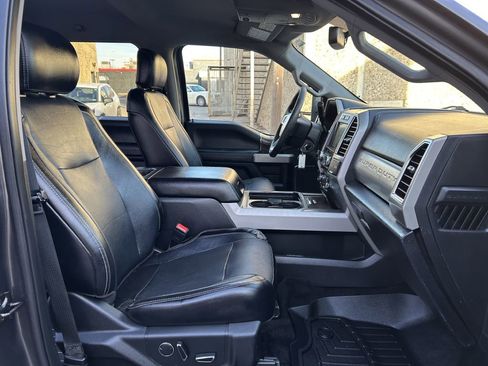 Used 2018 Ford F250 Lariat w/ Lariat Value Package image 13