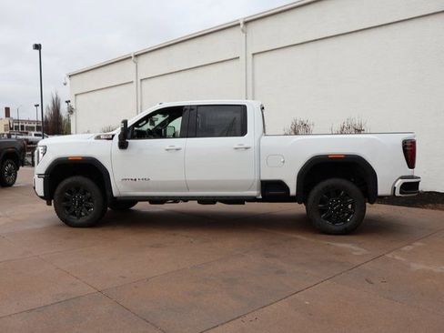 New 2026 GMC Sierra 2500 AT4 w/ AT4 Premium Plus Package AWD/4WD image 2