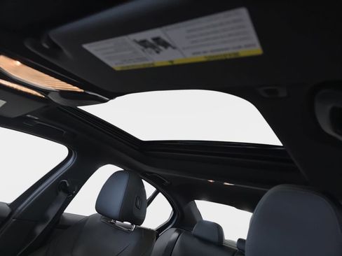 New 2026 BMW 330i Sedan w/ Convenience Package RWD image 18