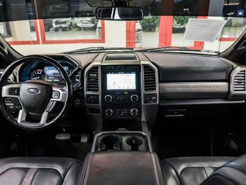 Used 2018 Ford F250 Platinum w/ Platinum Ultimate Package image 18