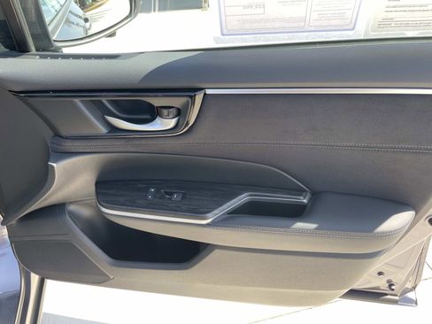 Certified 2021 Honda Clarity Touring image 22