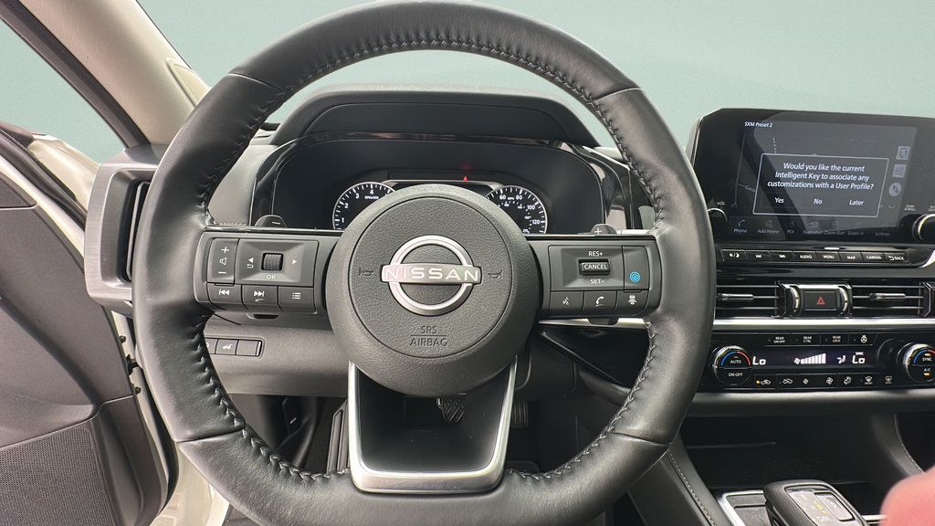 Used 2024 Nissan Pathfinder SL w/ SL Premium Package AWD/4WD image 16