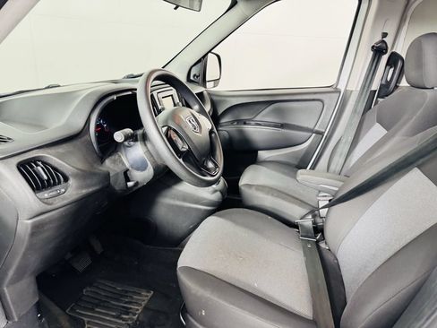 Used 2021 RAM ProMaster City Tradesman FWD image 5