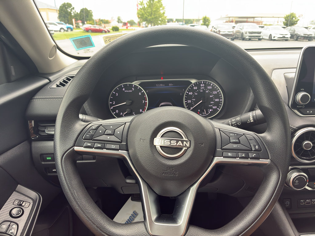 Used 2024 Nissan Sentra SV FWD image 21