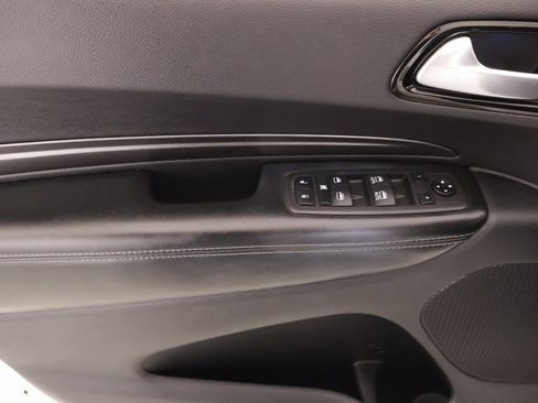 Used 2021 Dodge Durango SXT image 15