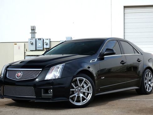Used 2009 Cadillac CTS V RWD image 2