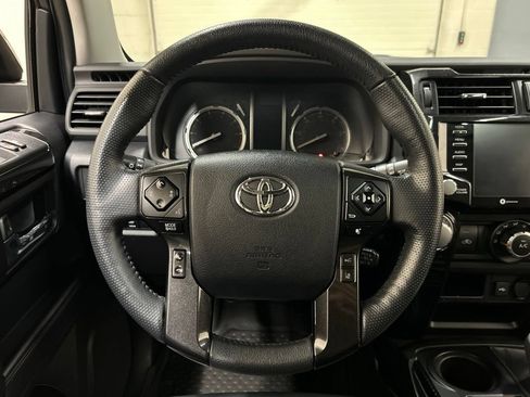 Used 2024 Toyota 4Runner TRD Off-Road Premium w/ Off Road Premium Plus Package AWD/4WD image 17