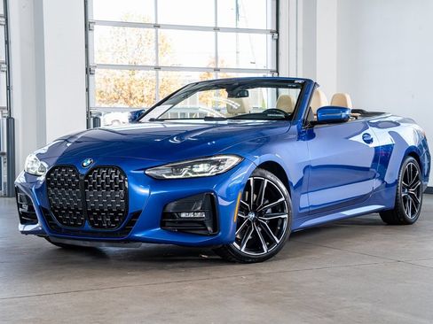 Used 2022 BMW 430i xDrive Convertible w/ M Sport Package image 2