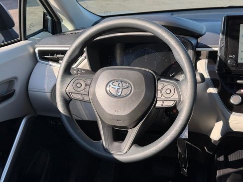 New 2026 Toyota Corolla Cross L image 9
