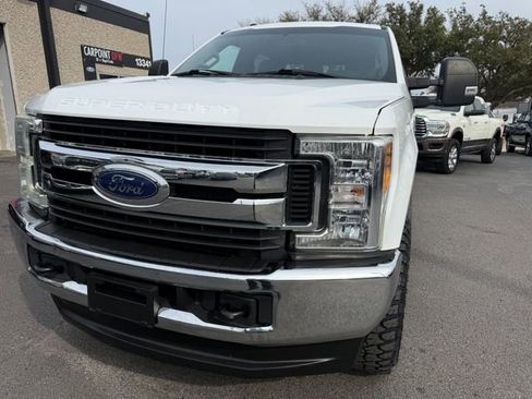 Used 2017 Ford F250 XLT w/ Camper Package AWD/4WD image 13