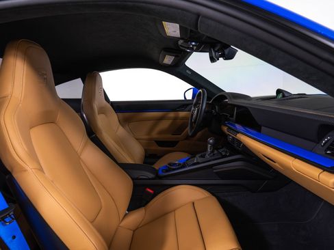 Used 2026 Porsche 911 GT3 RWD image 21