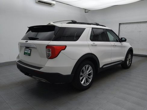 Used 2021 Ford Explorer XLT w/ Equipment Group 202A RWD image 9