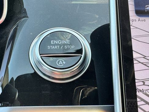 Used 2024 Mercedes-Benz S 580 4MATIC Sedan image 23