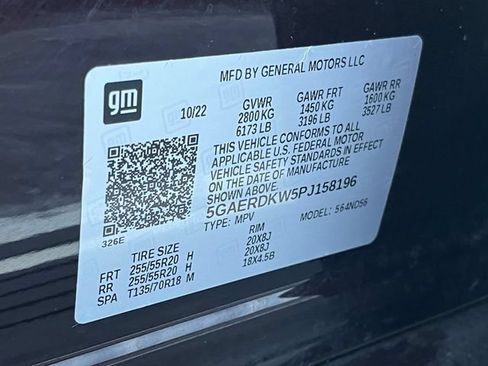 Used 2023 Buick Enclave Avenir w/ Avenir Technology Package FWD image 29