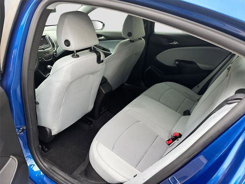Used 2019 Chevrolet Cruze LT w/ Convenience Package FWD image 24