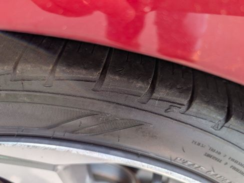 Used 2018 Honda Accord Touring image 12