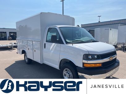 New 2025 Chevrolet Express 3500 w/ Power Convenience Package