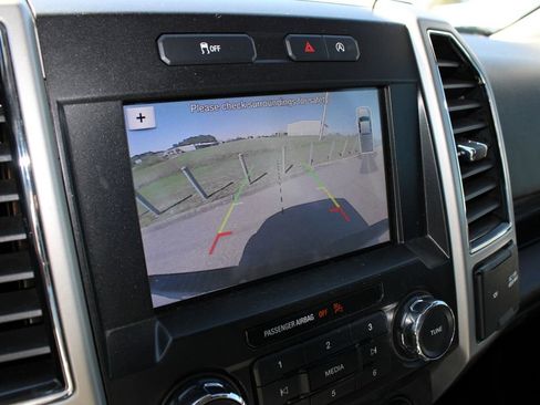 Used 2019 Ford F150 Lariat w/ Equipment Group 501A Mid image 16