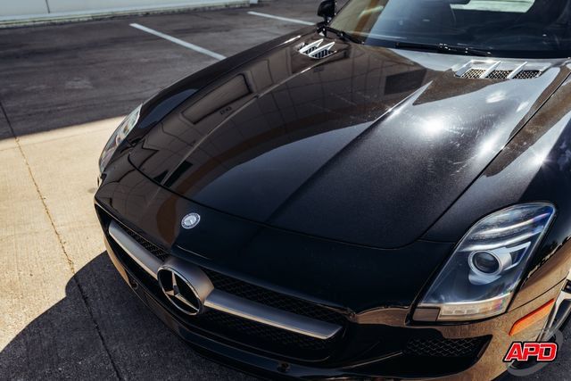 Used 2012 Mercedes-Benz SLS AMG Coupe image 27
