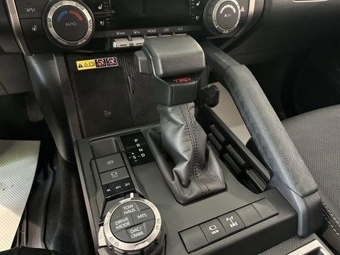 Certified 2025 Toyota 4Runner TRD Off-Road Premium AWD/4WD image 24