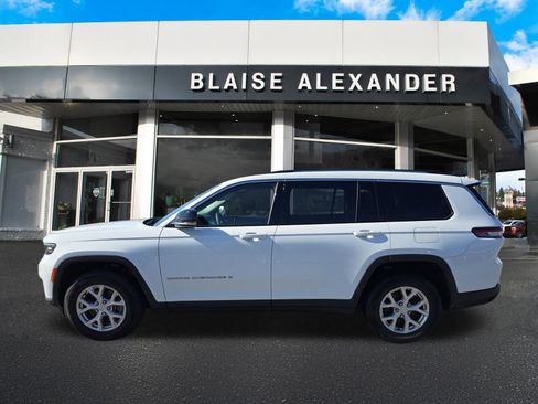 Used 2023 Jeep Grand Cherokee L Limited image 7