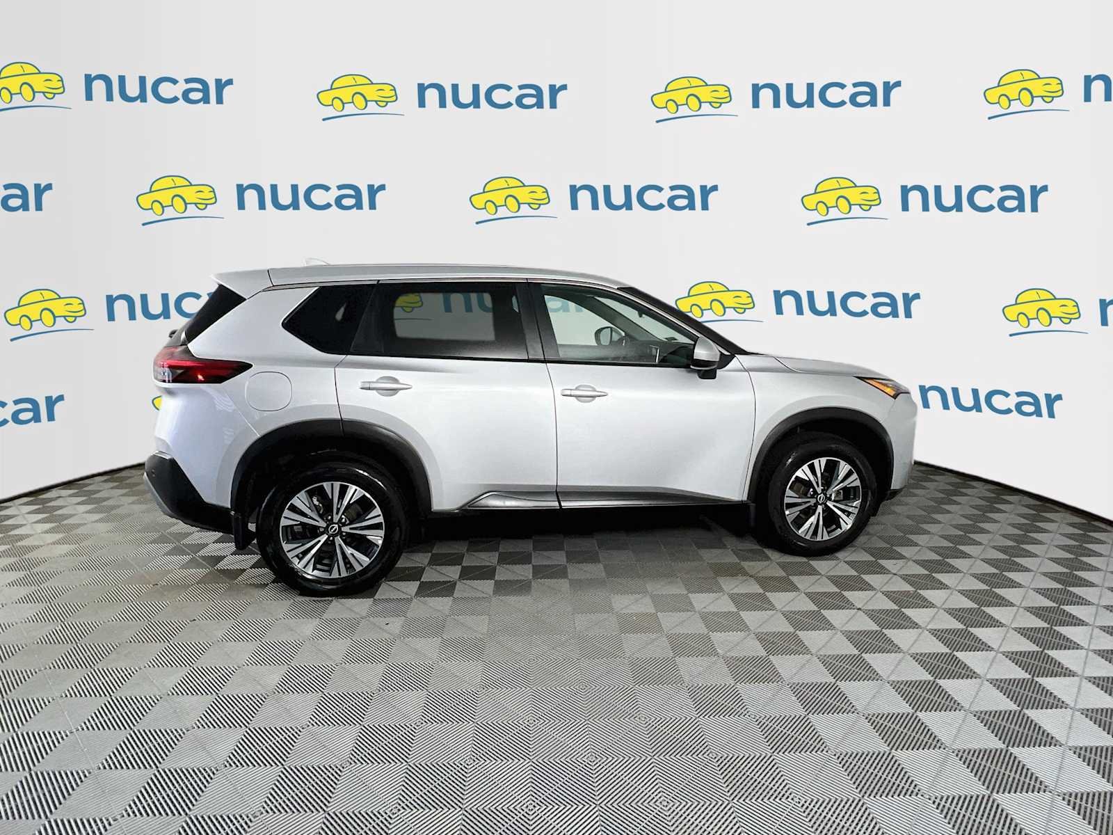 Used 2023 Nissan Rogue SV AWD/4WD image 8