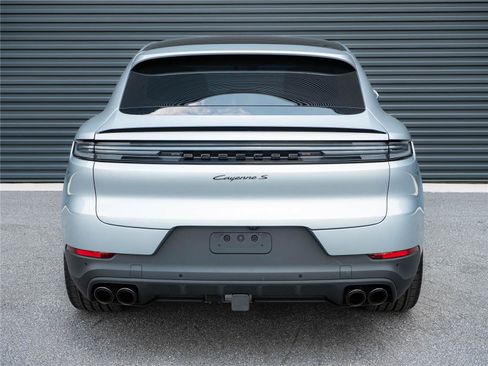 Certified 2026 Porsche Cayenne S AWD/4WD image 30