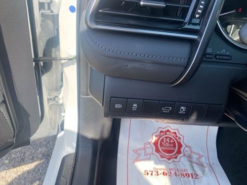 Used 2023 Toyota Camry LE image 19