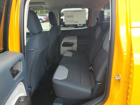 Used 2026 Ford Maverick XLT w/ XLT Luxury Package FWD image 12