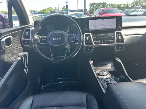 Used 2022 Kia Sorento S image 21