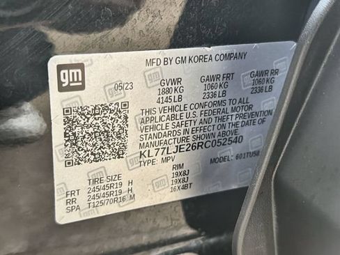 Used 2024 Chevrolet Trax RS w/ Sunroof Package FWD image 32