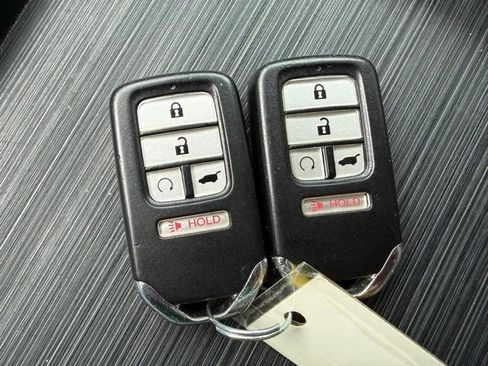 Used 2016 Honda Pilot EX-L image 11