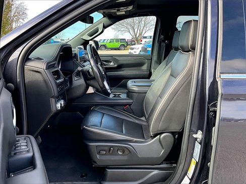 Used 2023 GMC Yukon SLT image 25