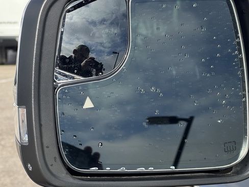 Used 2019 RAM 1500 Limited image 18