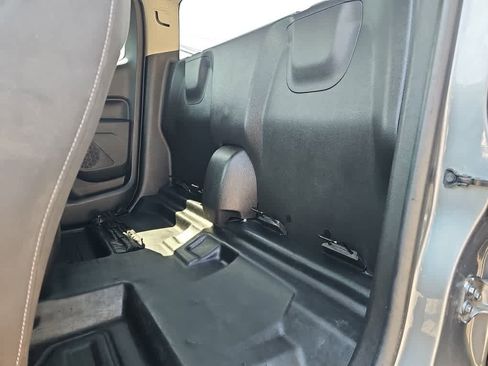 Used 2022 Chevrolet Colorado LT w/ Fleet Safety Package image 28