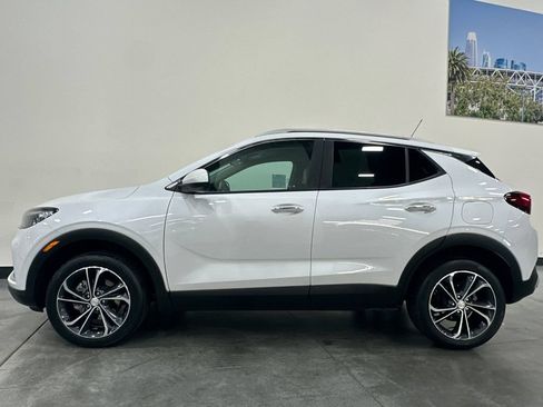 Used 2020 Buick Encore GX Select AWD/4WD image 7