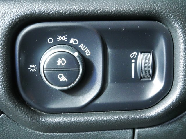 Used 2024 RAM 1500 Big Horn AWD/4WD image 25