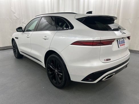 Used 2025 Jaguar F-PACE R-Dynamic S image 4