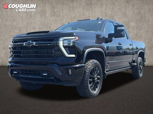 Used 2025 Chevrolet Silverado 3500 High Country w/ High Country Premium Package AWD/4WD image 1