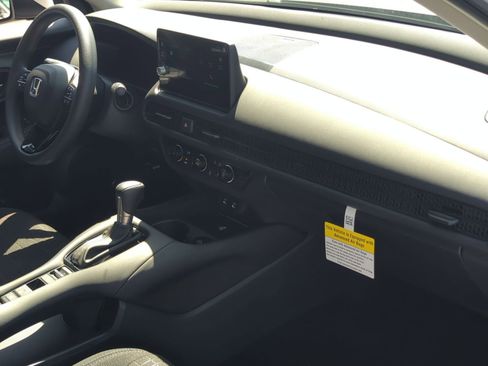 New 2026 Honda HR-V LX image 20