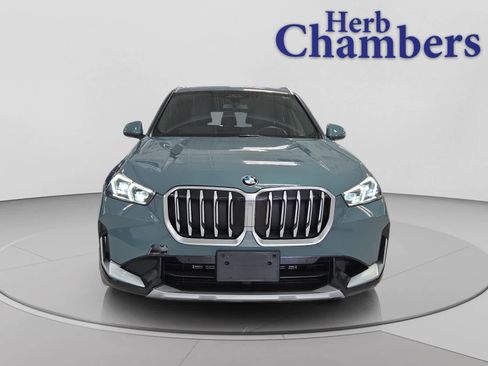 Used 2025 BMW X1 xDrive28i w/ Convenience Package AWD/4WD image 2