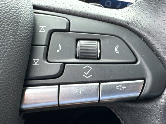 Certified 2024 Cadillac XT4 Sport FWD image 28