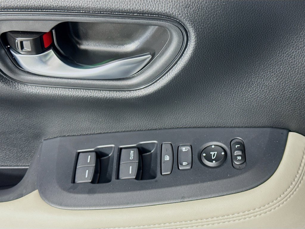 Certified 2026 Honda HR-V LX image 26