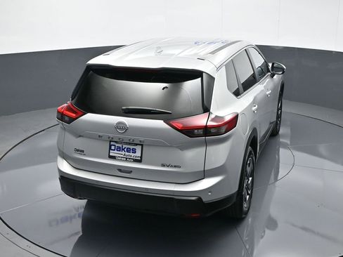 Used 2024 Nissan Rogue SV image 53