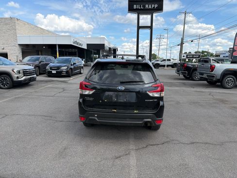 Used 2020 Subaru Forester Premium AWD/4WD image 28