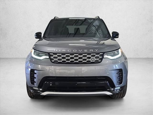 New 2026 Land Rover Discovery Limited Edition AWD/4WD image 2